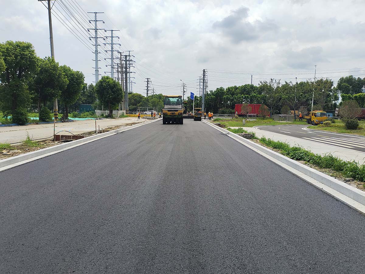 常州醫(yī)藥產(chǎn)業(yè)創(chuàng)新中心周邊道路(長川路、錦里路、錦繡路)新建工程